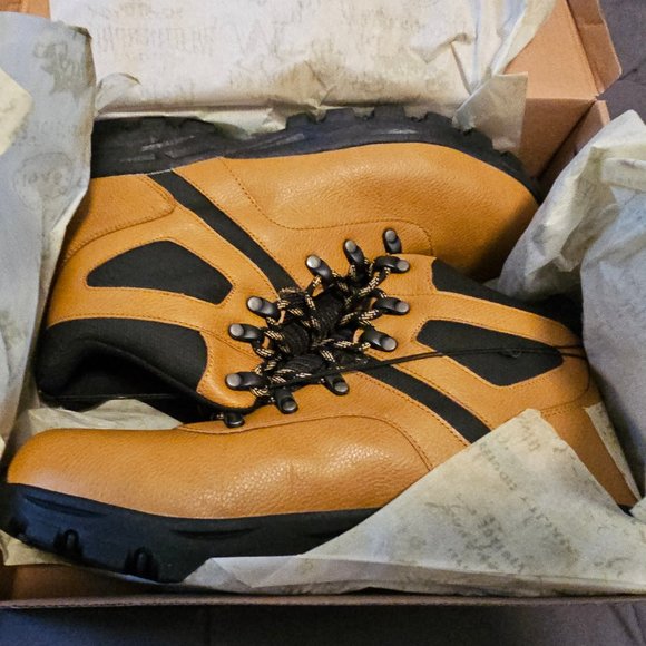 Weatherproof Vintage Men's Hiker Faux-Leather Boots - Picture 2 of 9